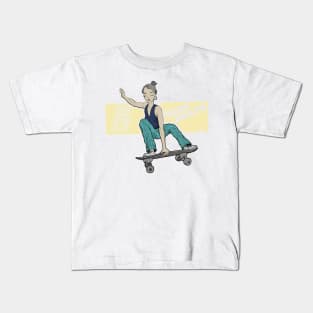 Surfskate - catch some waves in the city Kids T-Shirt